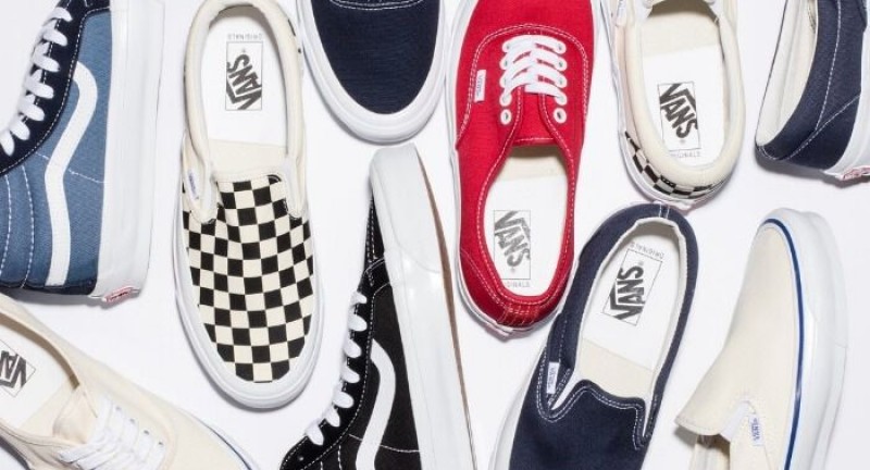 Vans Authentic LX và Style 24 xuất hiện đầy khác biệt với chất liệu denim?